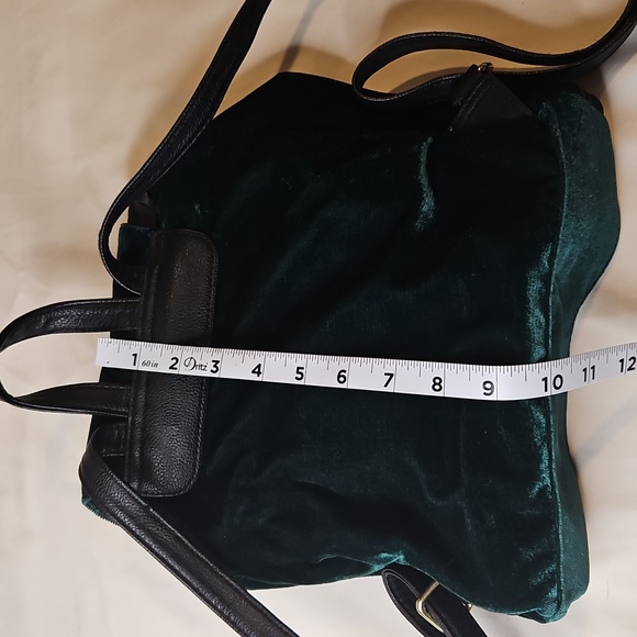 Mini Backpack Green Velvet/Velour W Gold Hardware Drawstring - Picture 4 of 5
